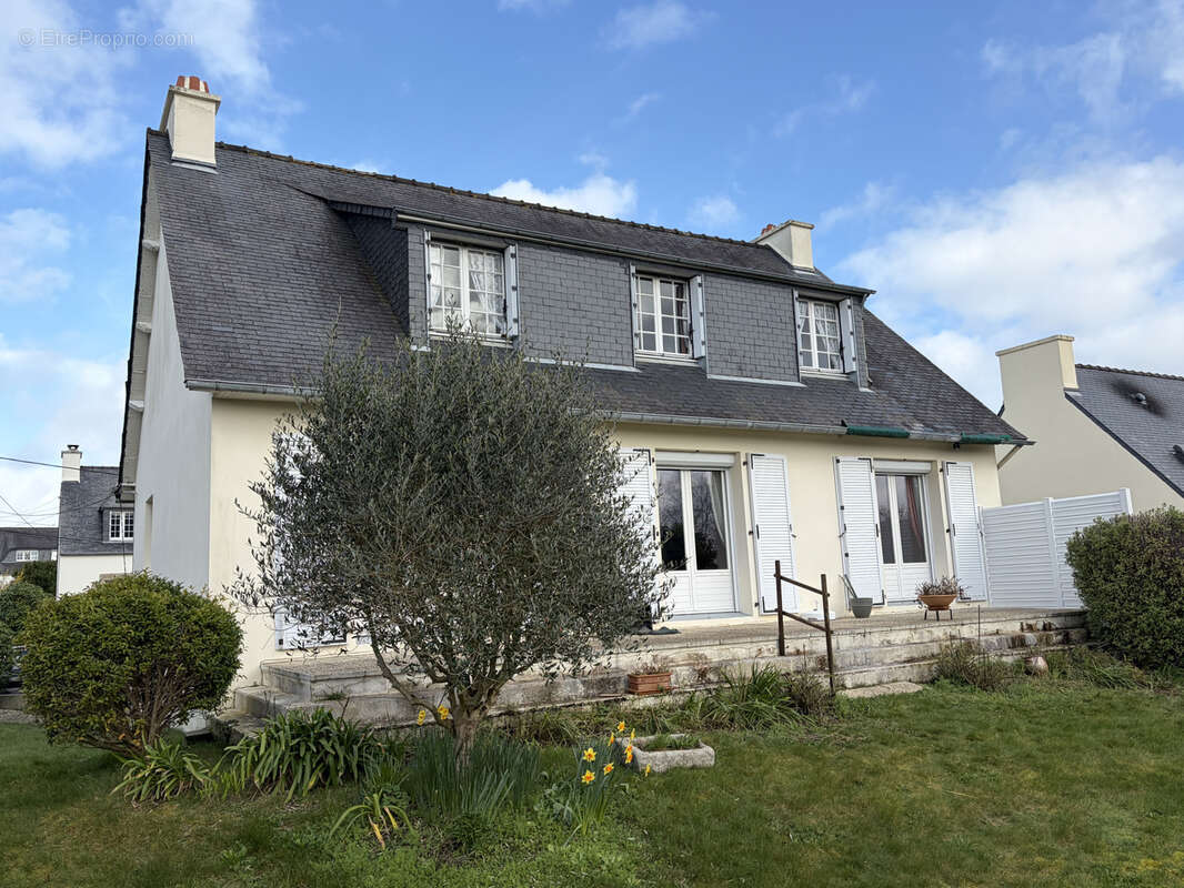 Maison à SAINT-MARTIN-DES-CHAMPS