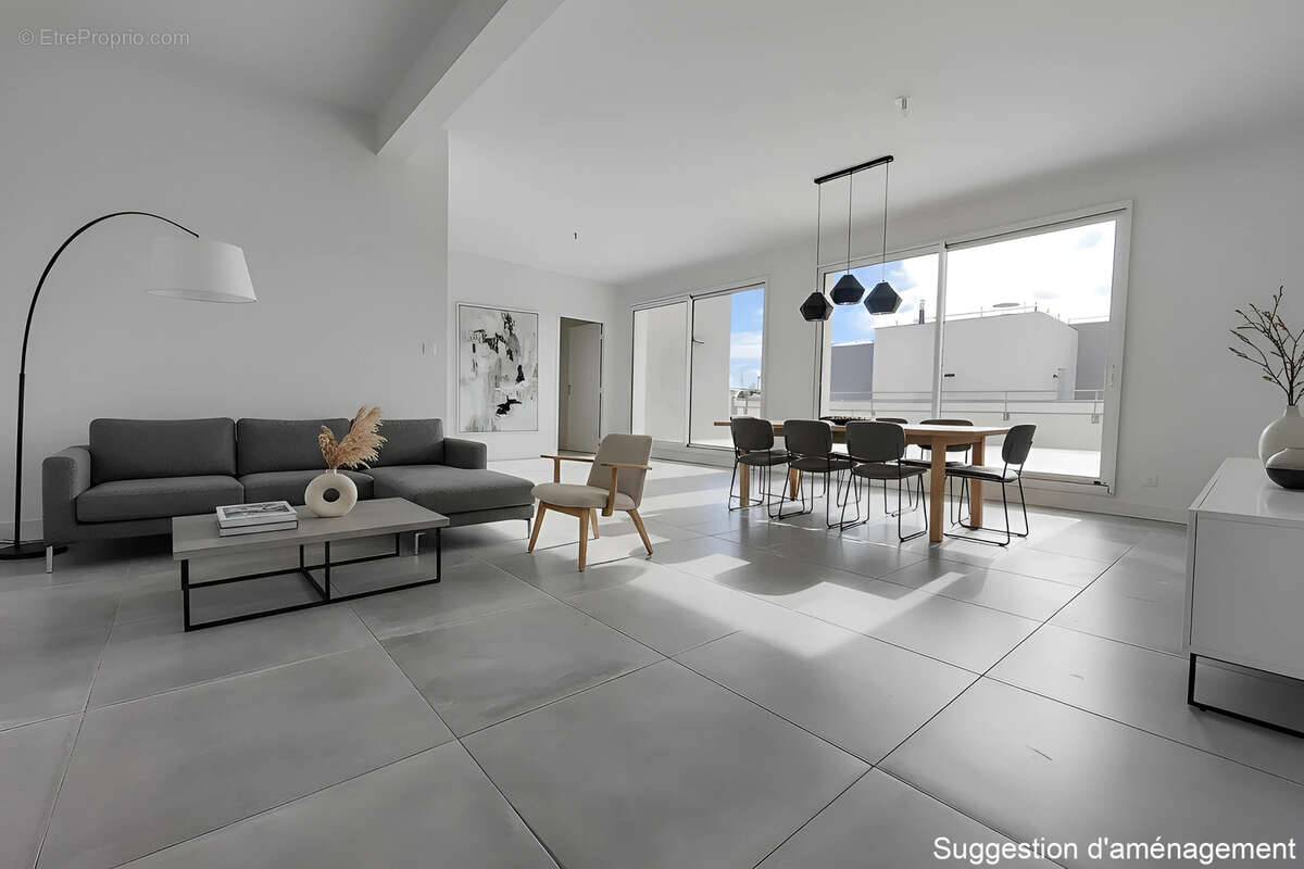 Appartement à PUSIGNAN