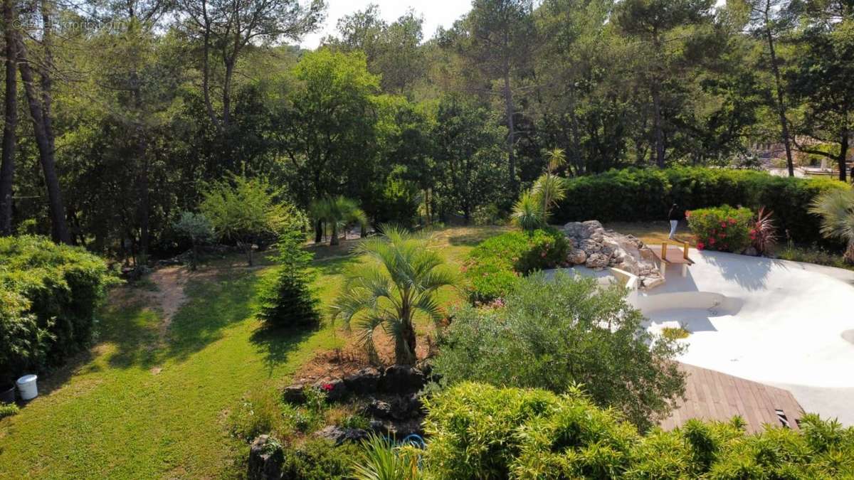 Maison à DRAGUIGNAN