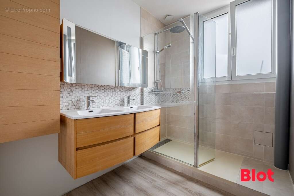 Appartement 93 m² à Saint-Nazaire  - photo 6