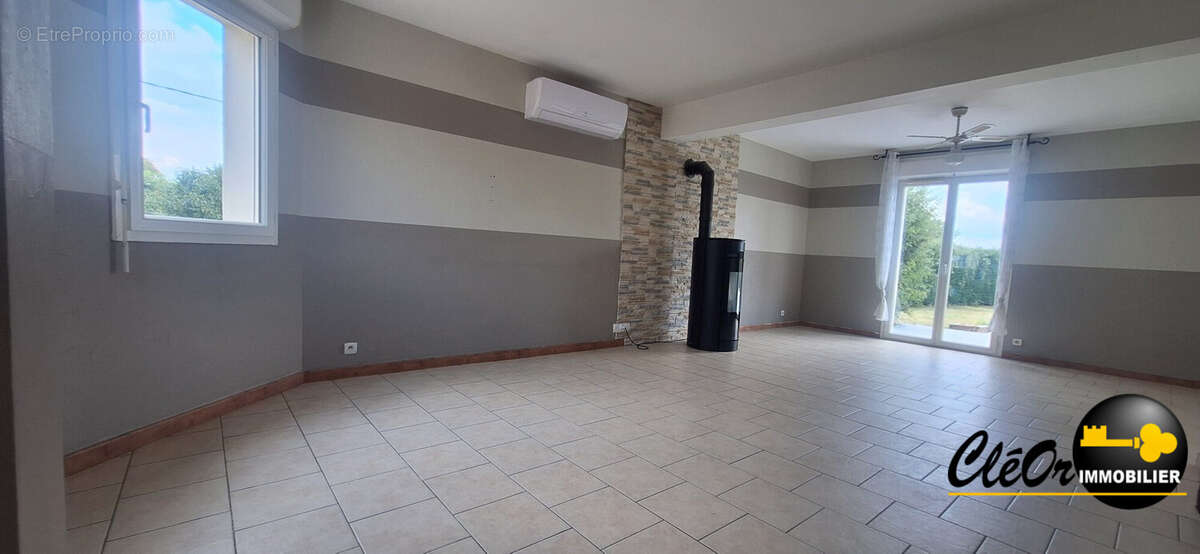 Maison 97 m² à Esbarres  - photo 6