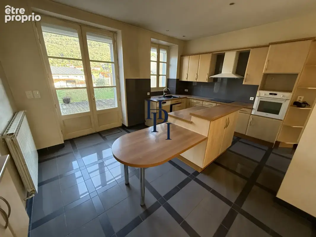 Vente maison avec terrasse et garage Saint Affrique - photo 7
