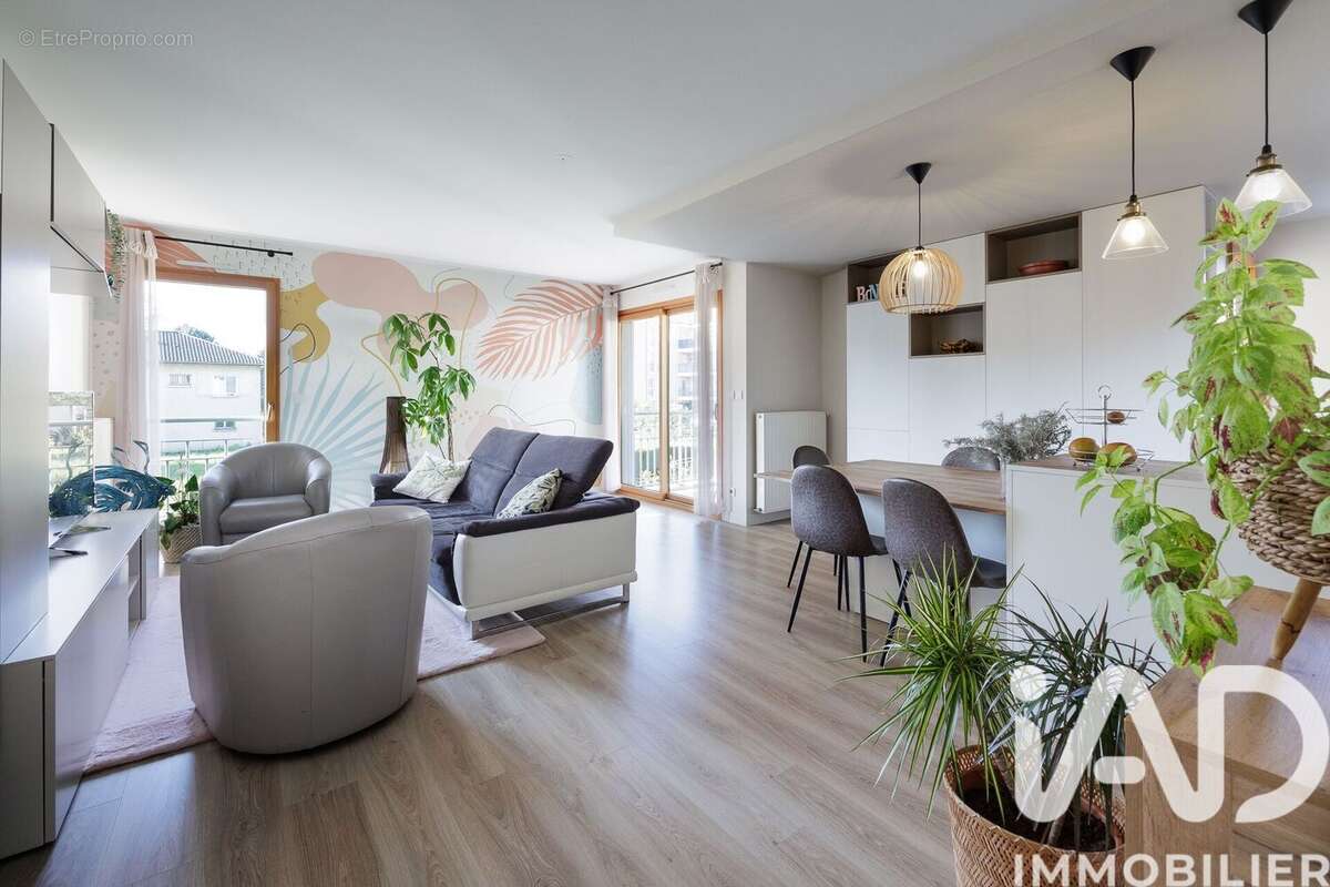 Photo 2 - Appartement à CRAPONNE