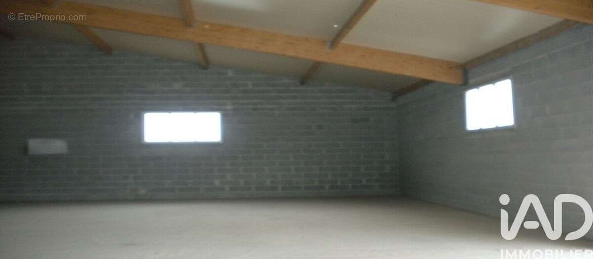 Photo 6 - Parking à SAINT-JEAN-D&#039;ANGELY