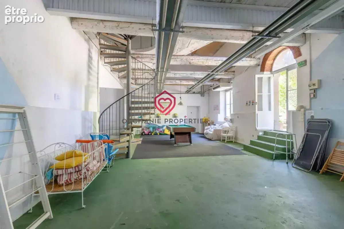 Maison de Maître avec piscine et dépendances - photo 18