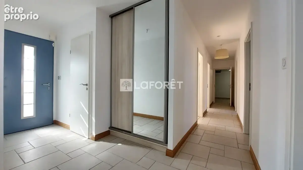 RARE ! Plain-pied individuel 3 chambres avec jardin et garage - photo 2