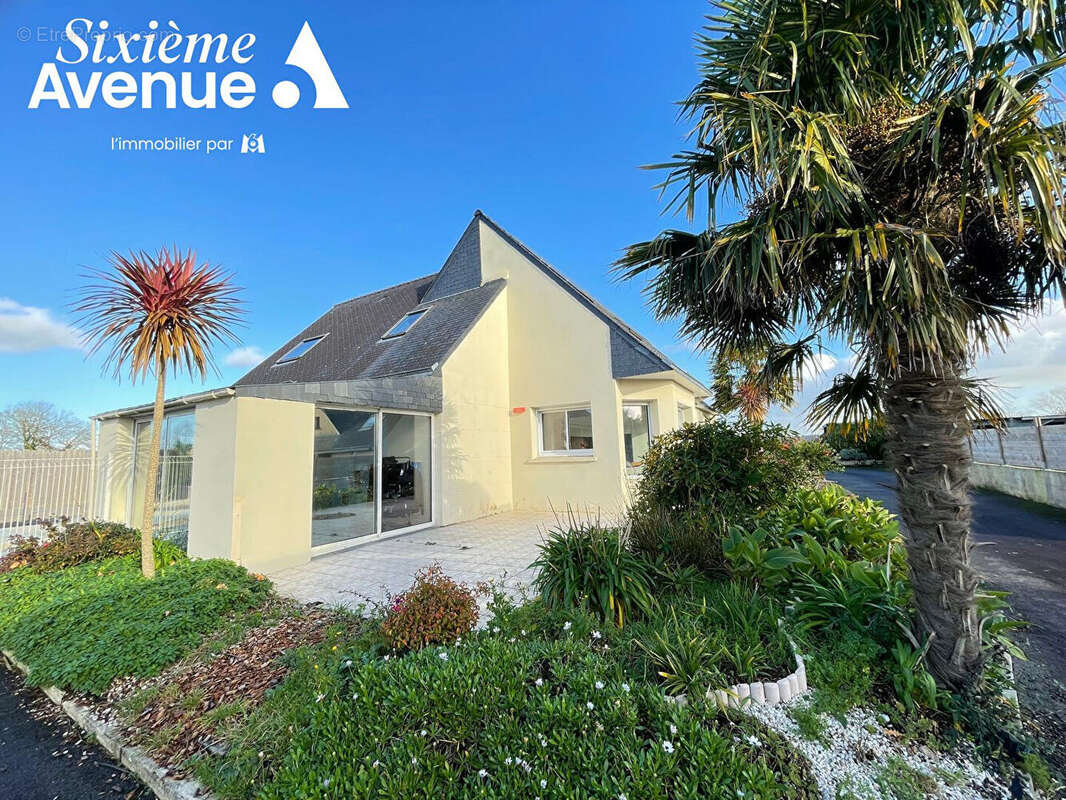 Maison à SAINT-EVARZEC