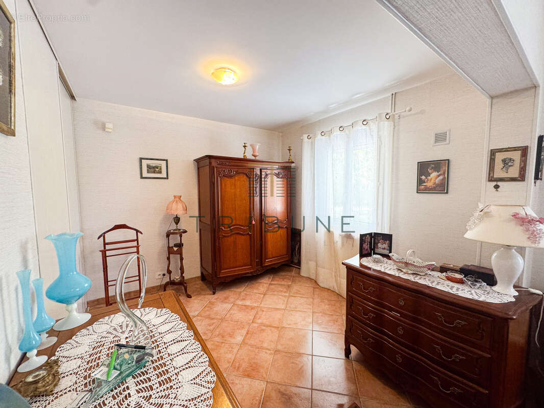 Maison 6 chambres 233m2 à Saint Antoine de Ficalba - photo 13