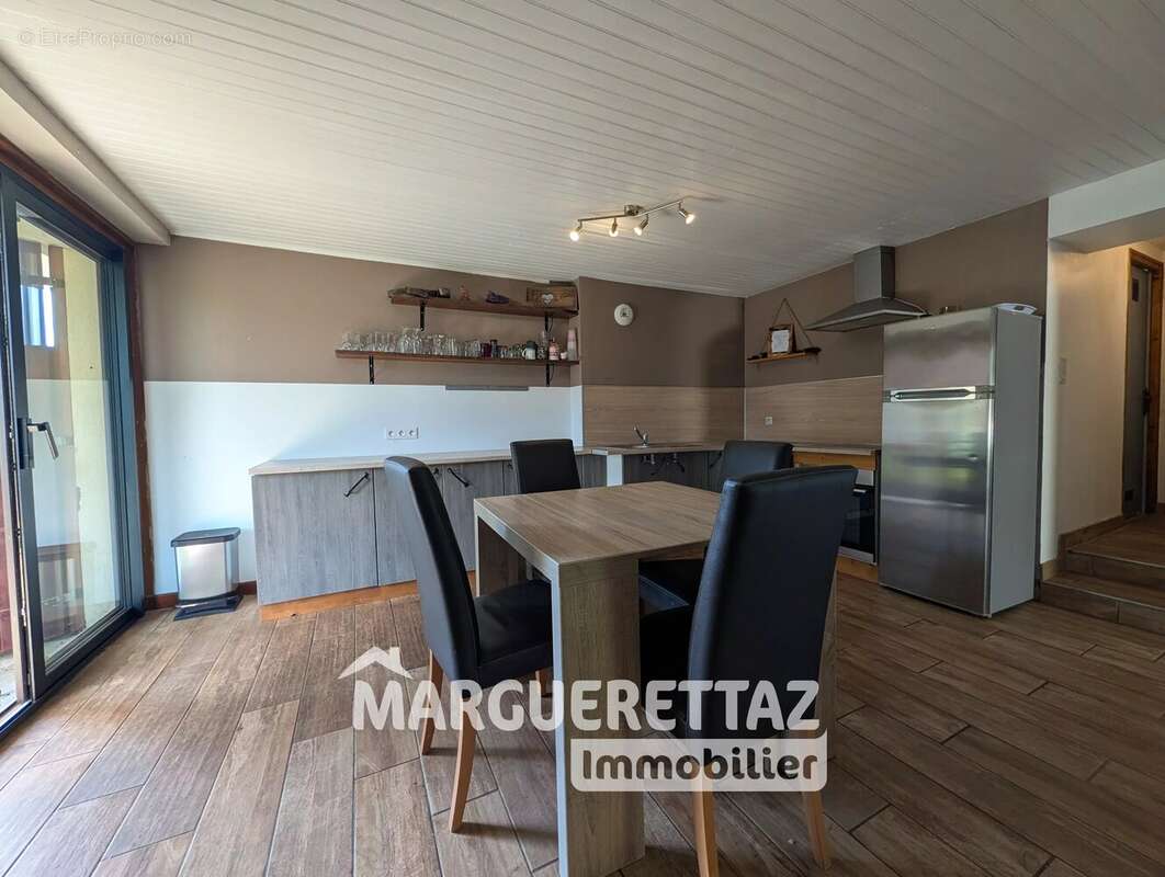 Appartement t2 de 53 m² a verchaix - photo 9