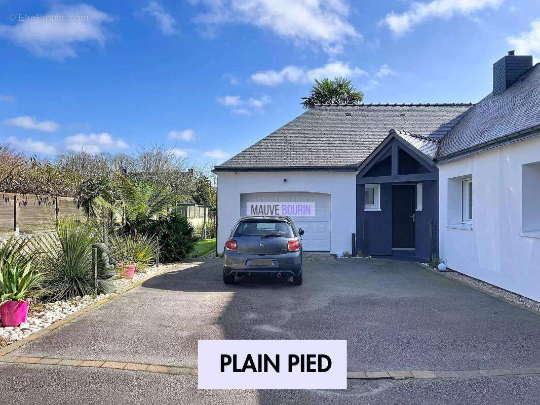 Maison à PLOEREN
