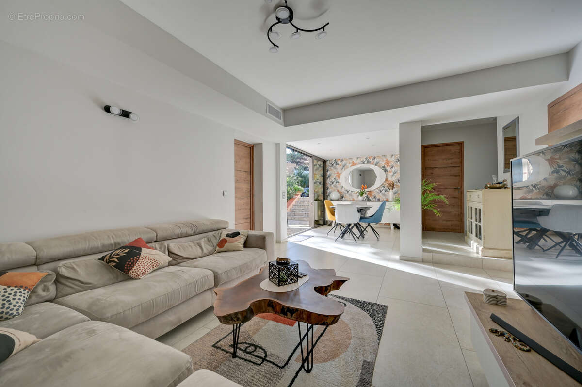 Appartement à SANARY-SUR-MER