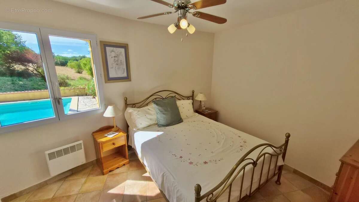 Maison lumineuse de 4 chambres avec grand jardin, piscine et vues dégagées près de Pézenas - photo 13