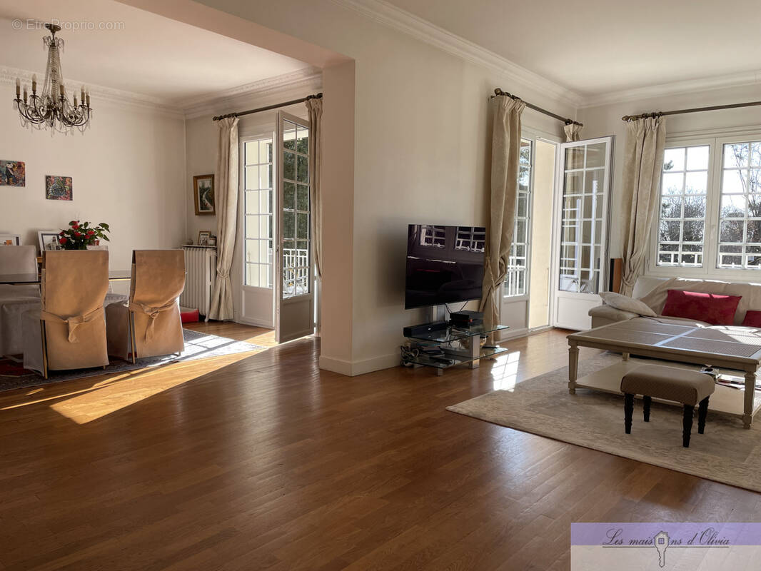 Maison à SUCY-EN-BRIE