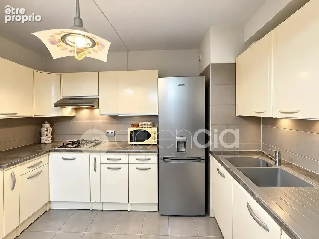 NOUVEAU appartement avec parking et cave - photo 3