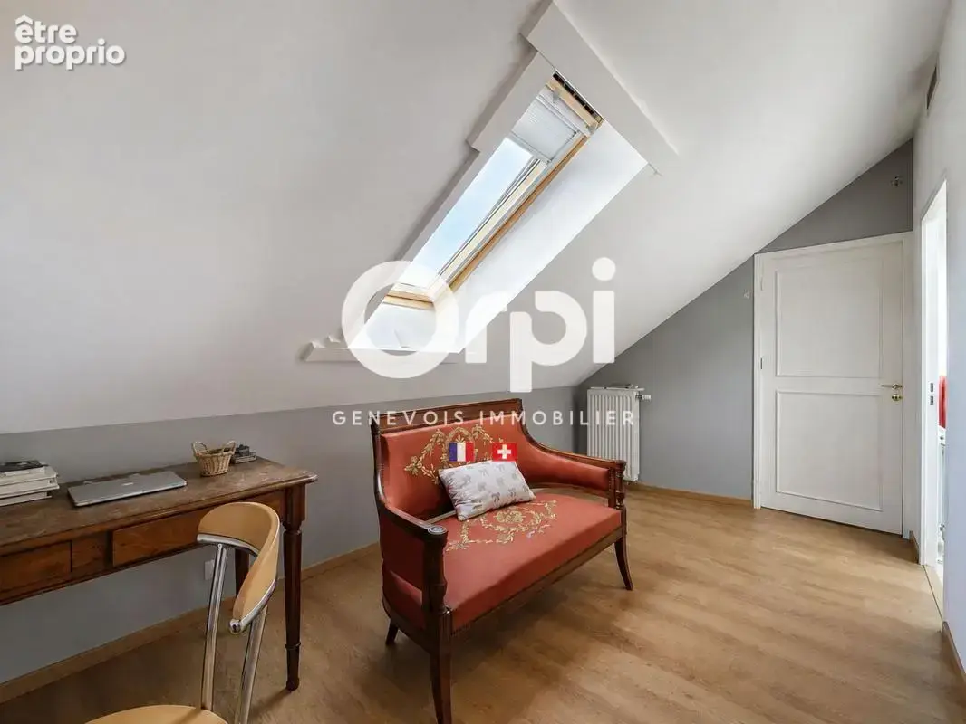 Duplex d’exception – deux derniers étages – balcons – possibilité de division - photo 11