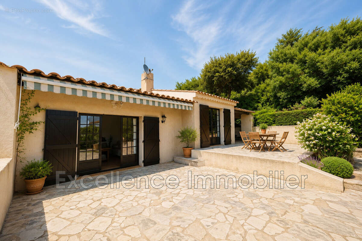Maison 150 m² à Les Issambres  - photo 2