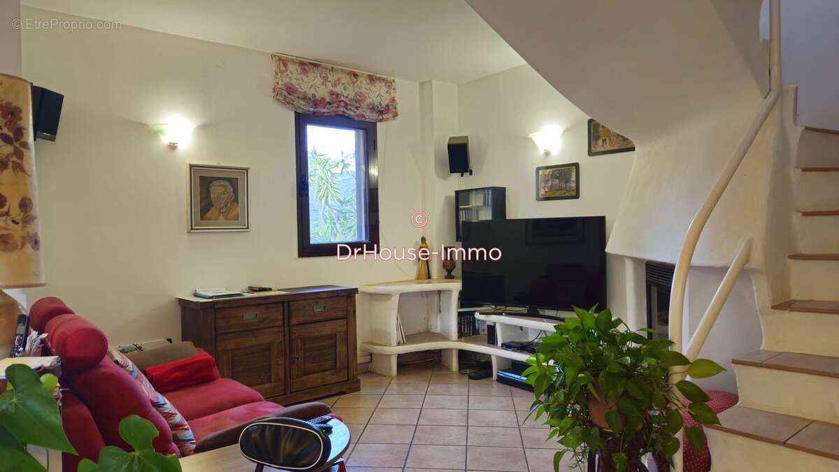 Maison 150 m² à Figari  - photo 5