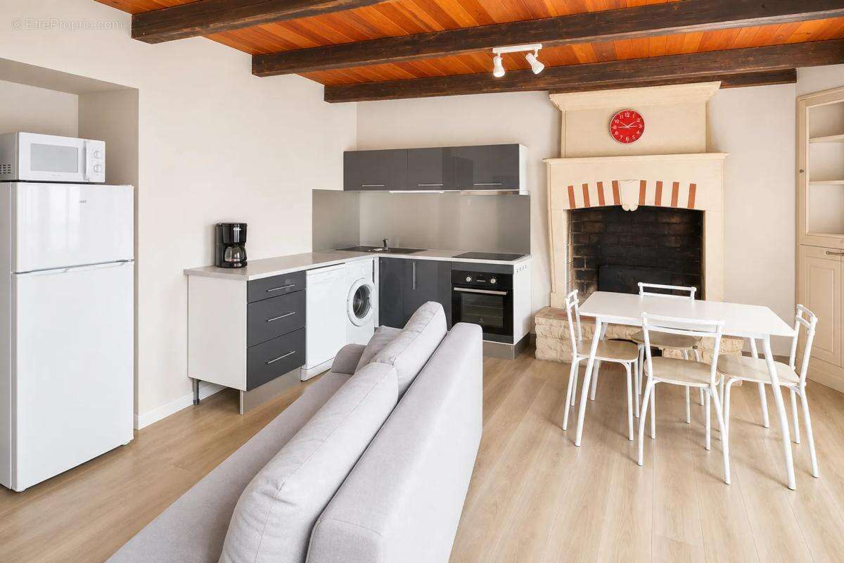 Maison à JONZAC