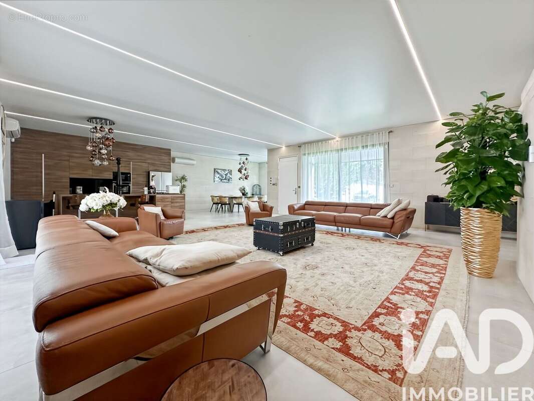 Photo 3 - Maison à CHELLES