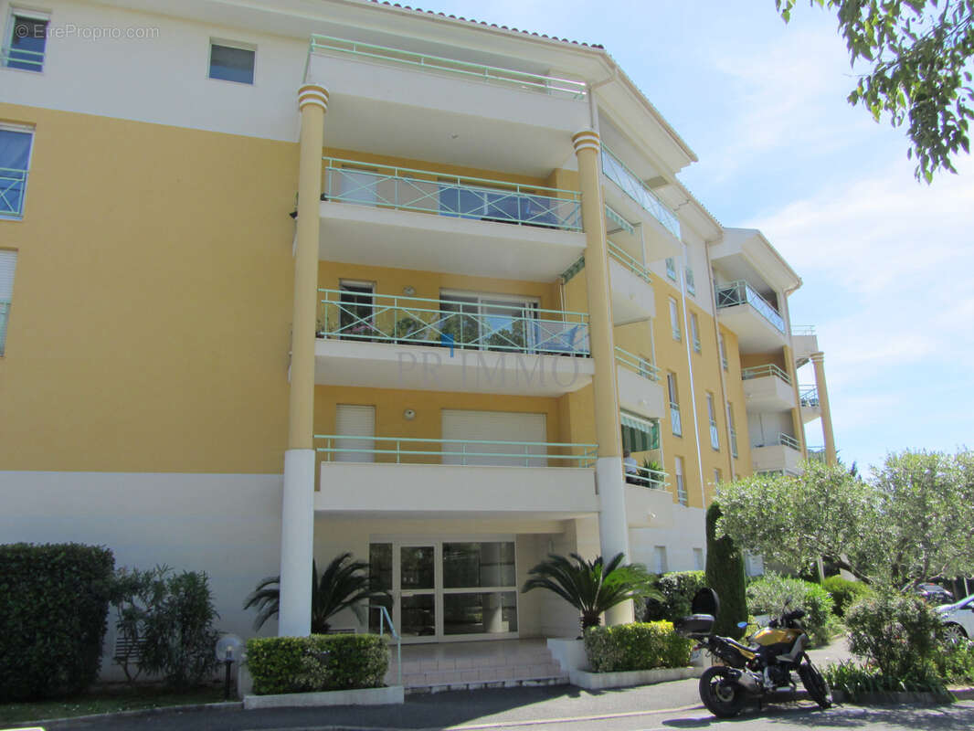 Appartement à SAINT-RAPHAEL