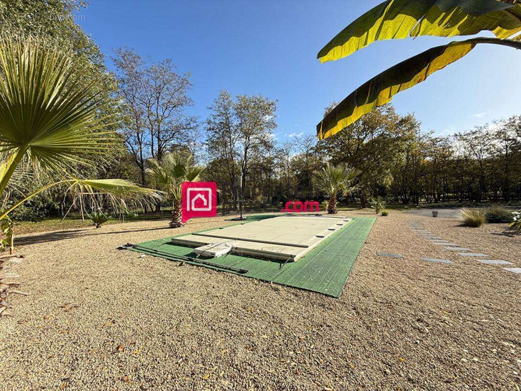 Maison à FONTEVRAUD-L&#039;ABBAYE