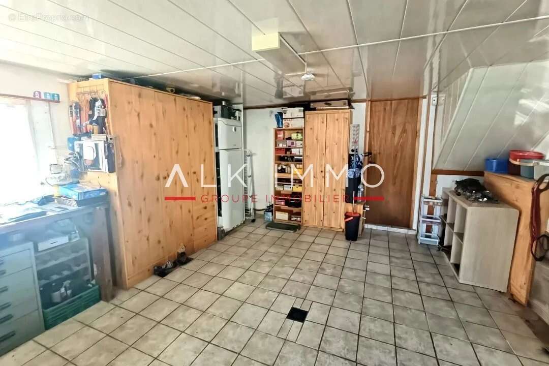 Maison à VETRAZ-MONTHOUX