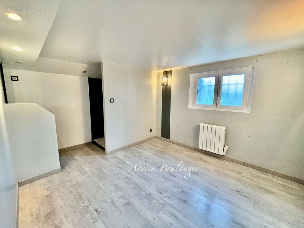 Maison à vendre 5 pièces COMBS LA VILLE (77) - photo 7