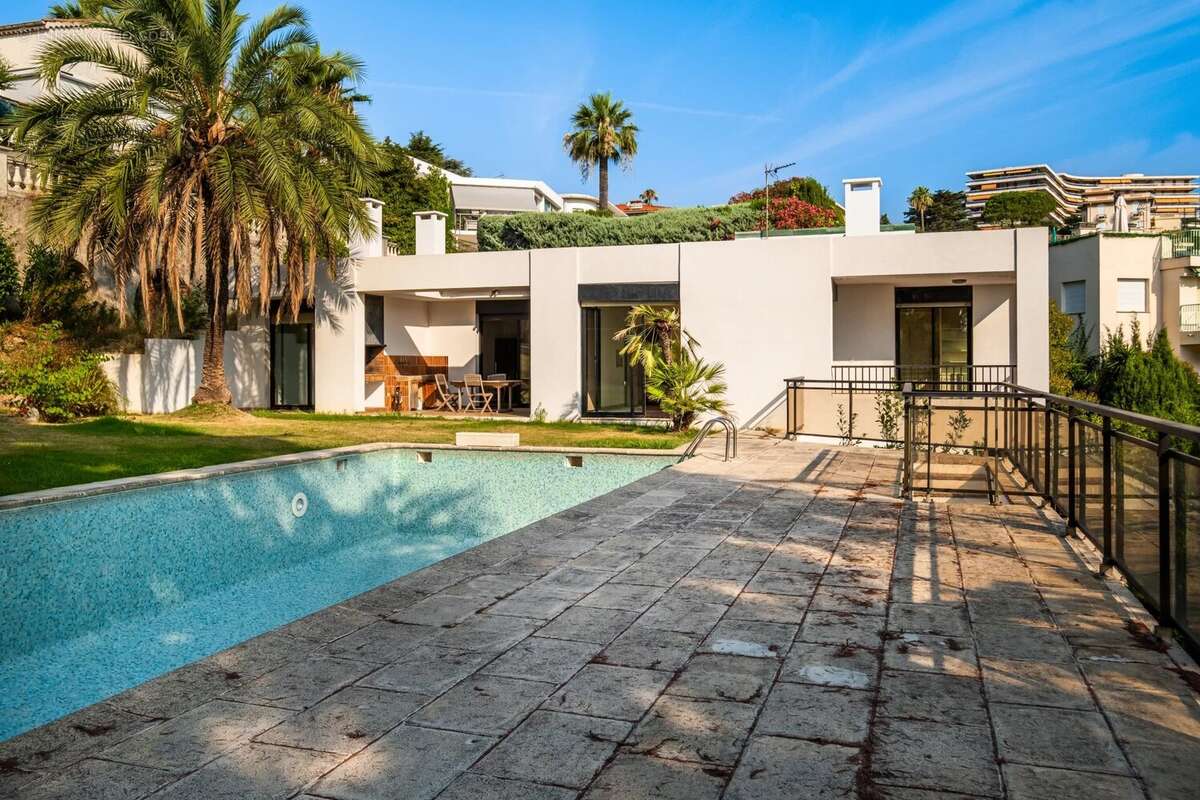 Nice ouest - villa d'exception - piscine - vue mer - jardin - photo 4