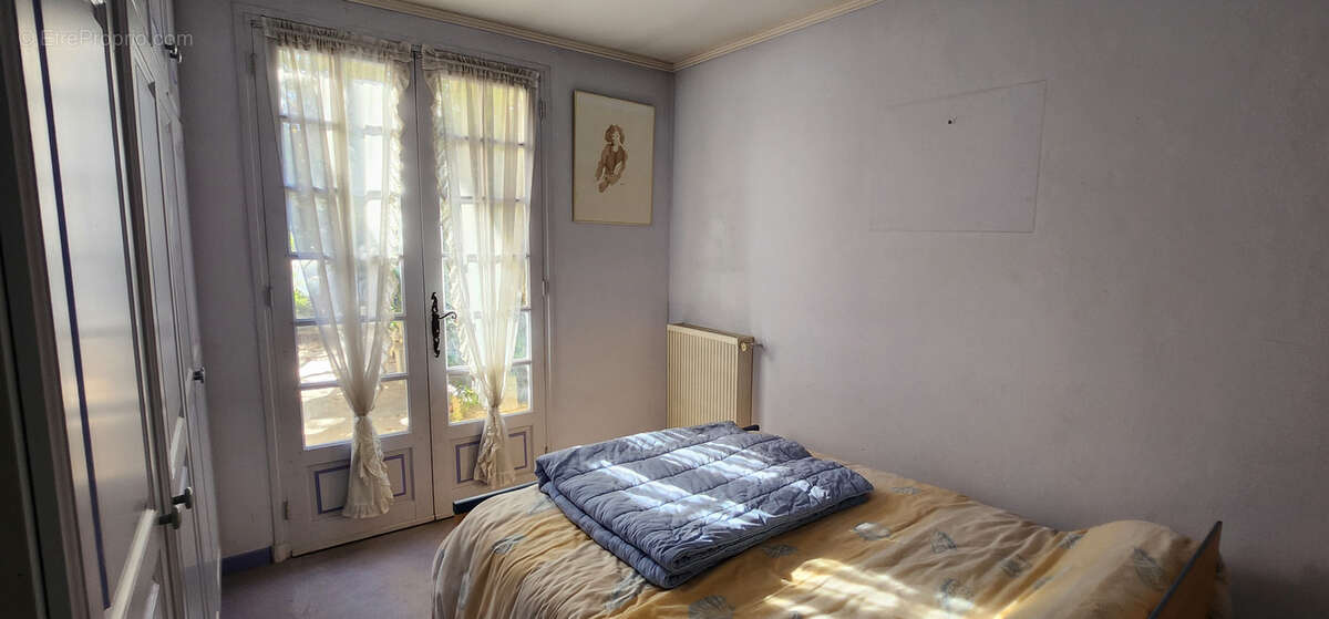 Maison à LES MEES
