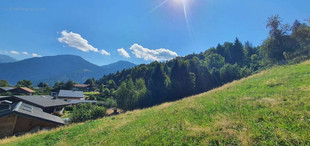 Terrain à SAINT-GERVAIS-LES-BAINS
