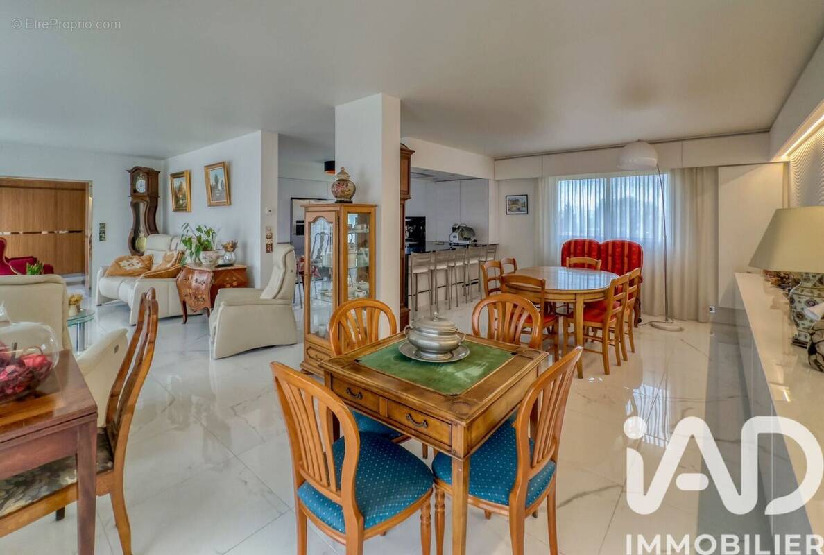 Photo 1 - Appartement à COMPIEGNE