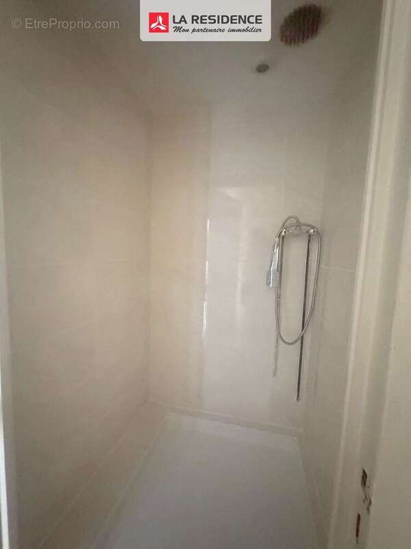 Appartement à LA COURNEUVE