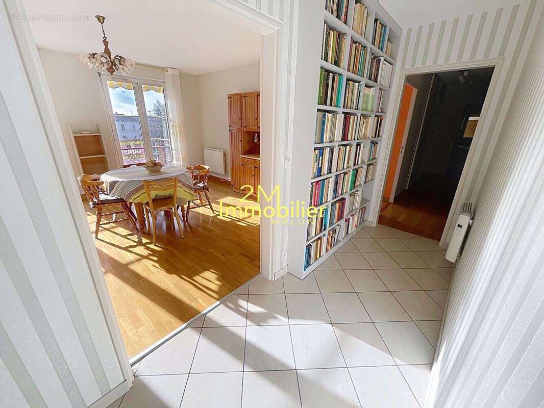 Appartement à MELUN