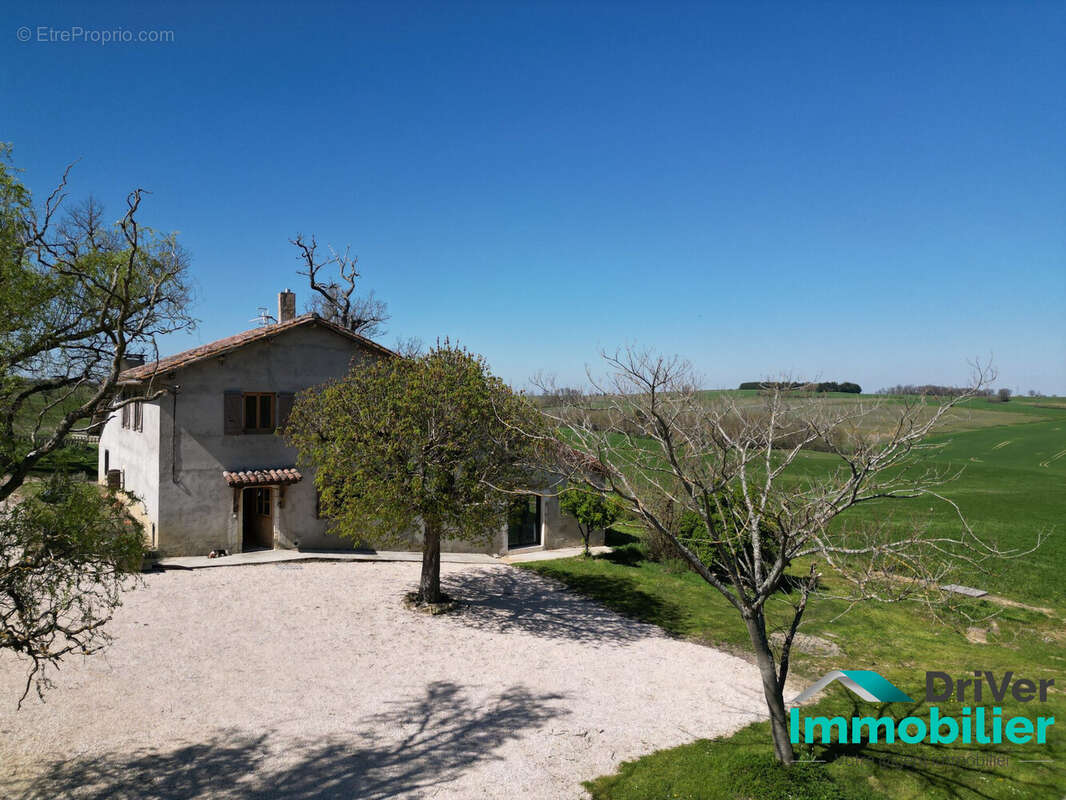 Maison à SAINTE-MARIE