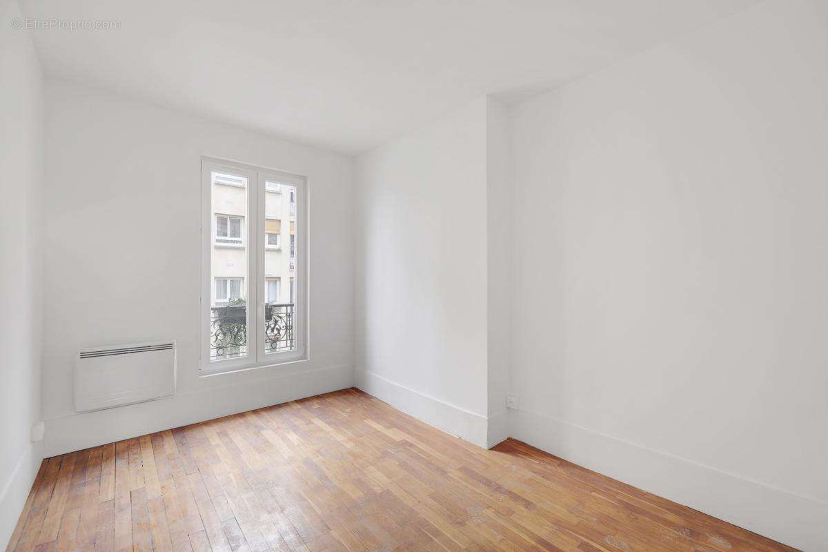 Appartement à PARIS-20E