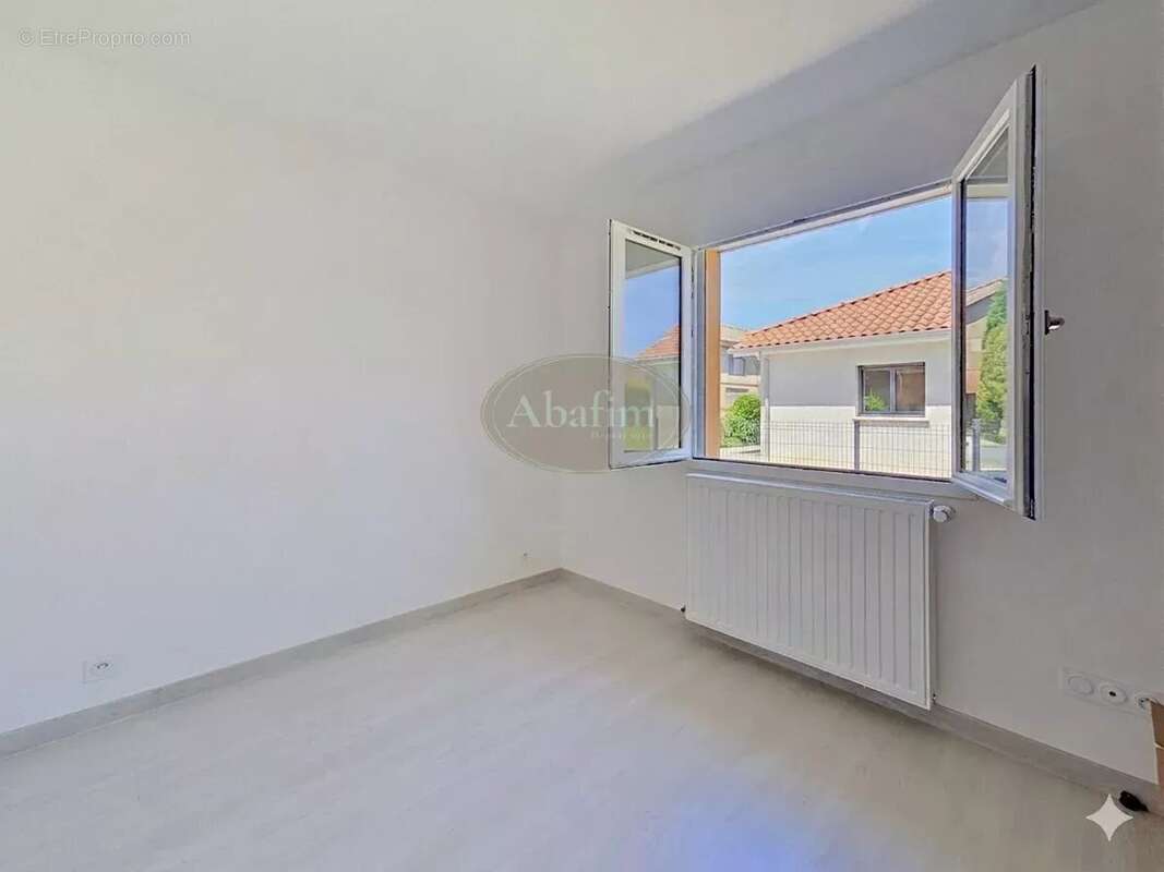 Maison à AUREILHAN