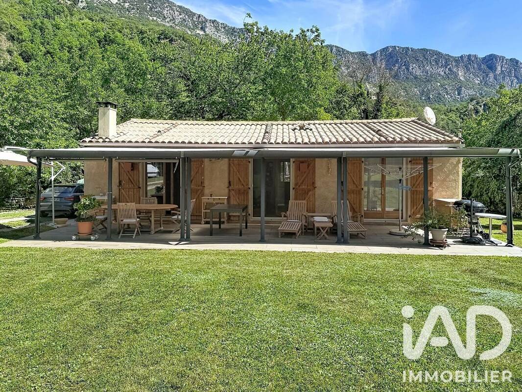 Photo 1 - Maison à ROQUESTERON
