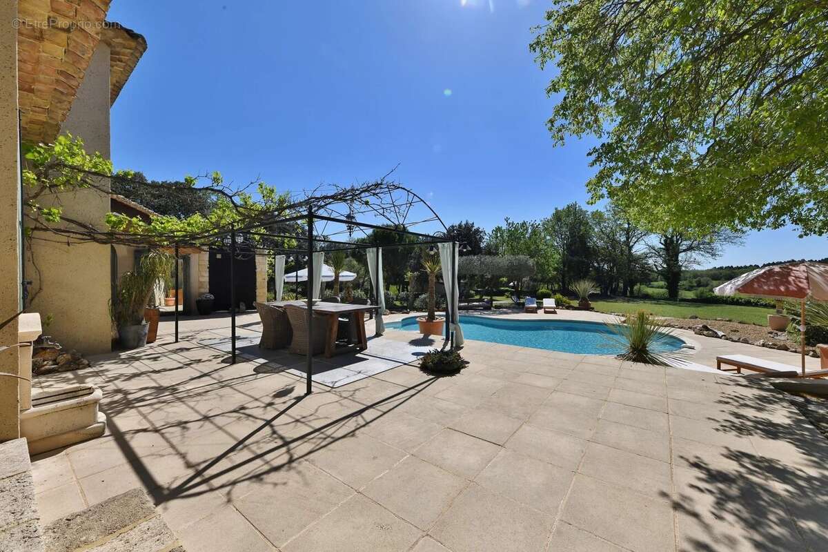 Maison à UZES