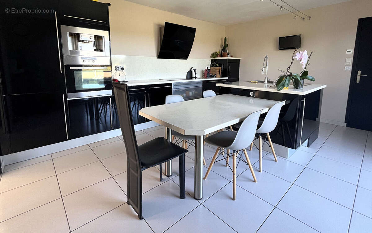 Maison à SAINT-ANDRE-DE-LA-MARCHE