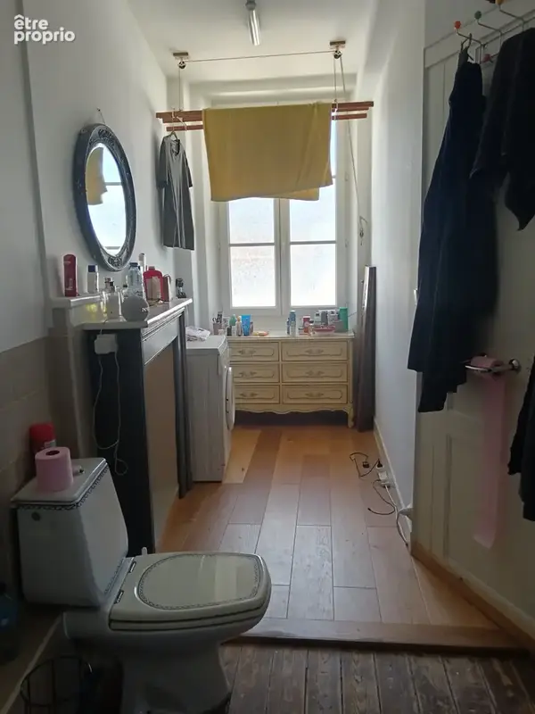 Maison en pierres en centre ville - photo 11
