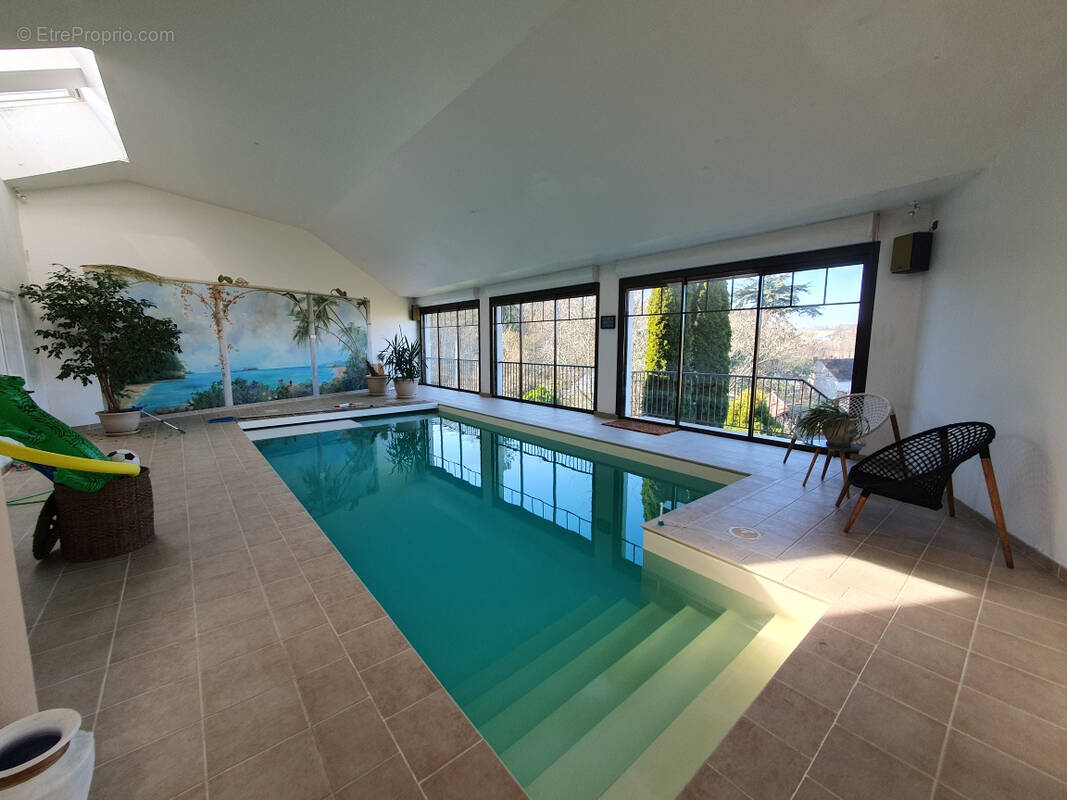 Maison à MONTRICHARD