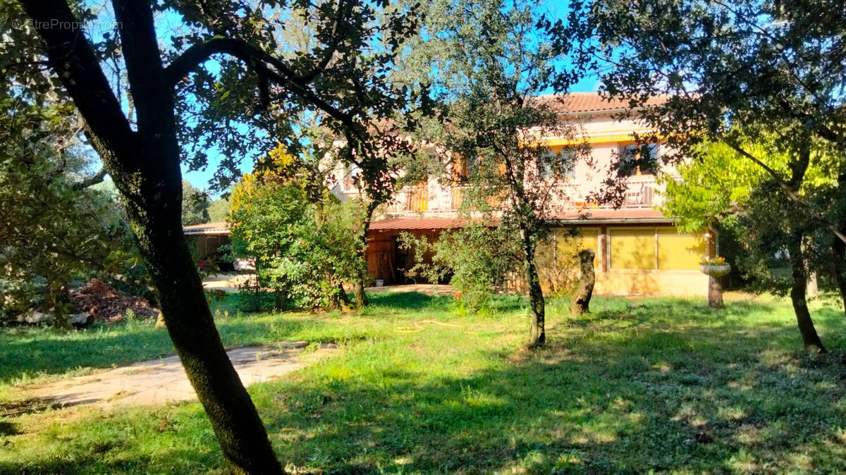 Maison à GRILLON