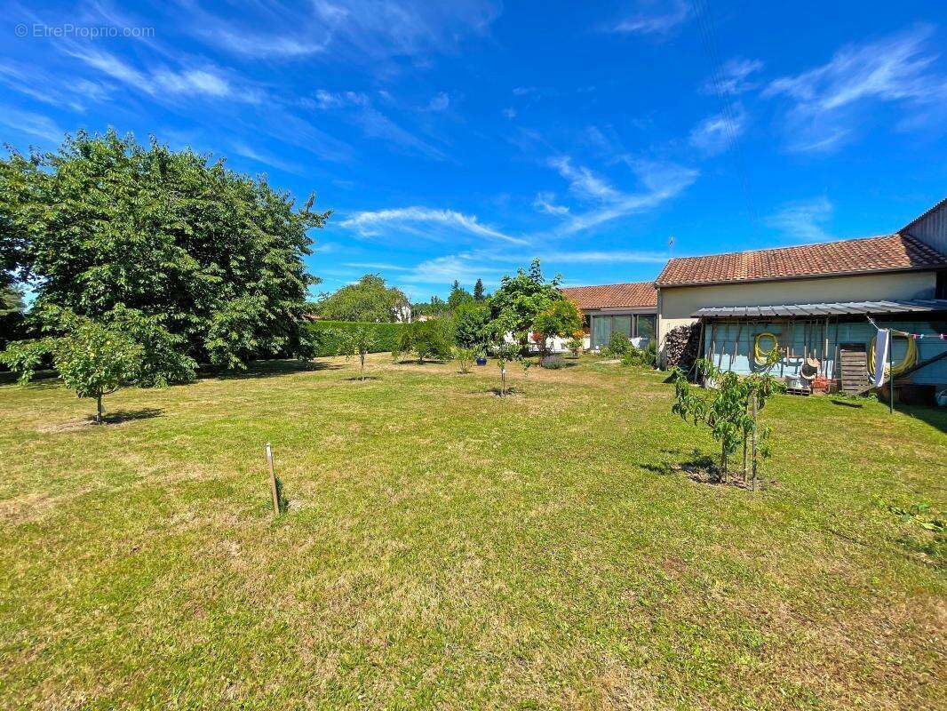 Maison à MARSAC-SUR-L&#039;ISLE