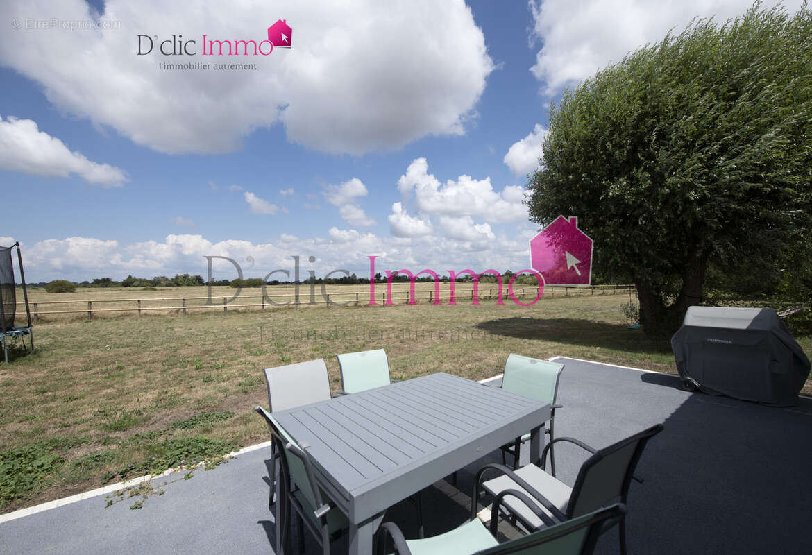 SOULLANS - Charmante Maison de 124 m2 en campagne dans les Marais - 4266m2 - photo 12