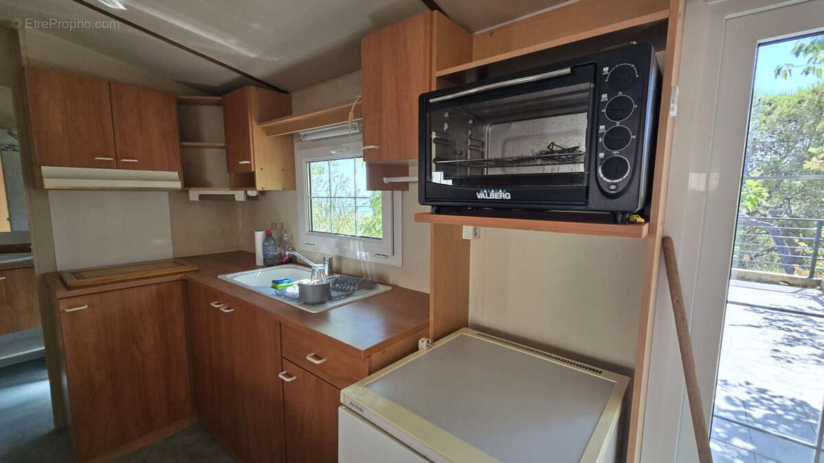 Mobil-home sur terrain en pleine propriété Vue mer Résidence avec piscine  Le Castellet - photo 15