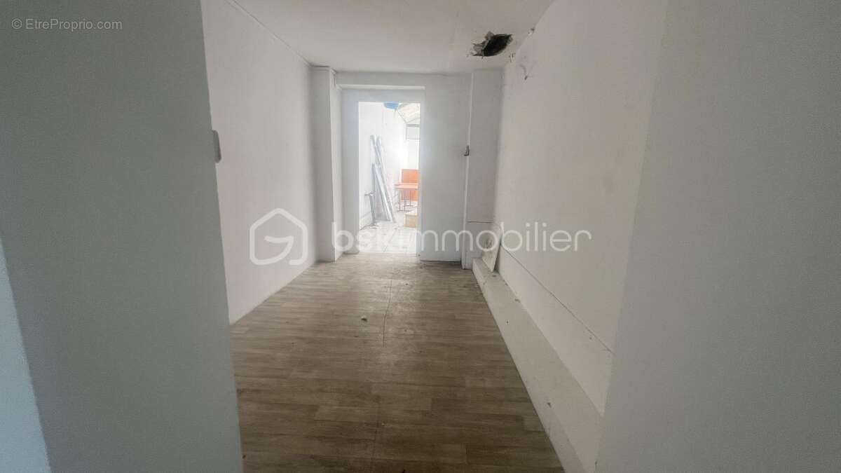 Immeuble professionnel 844 m² – fort potentiel de restructuration – châteauroux - photo 10