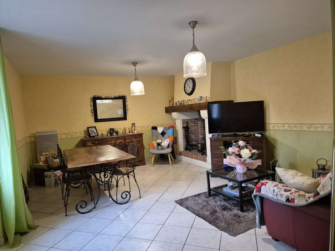 Maison à TOCANE-SAINT-APRE