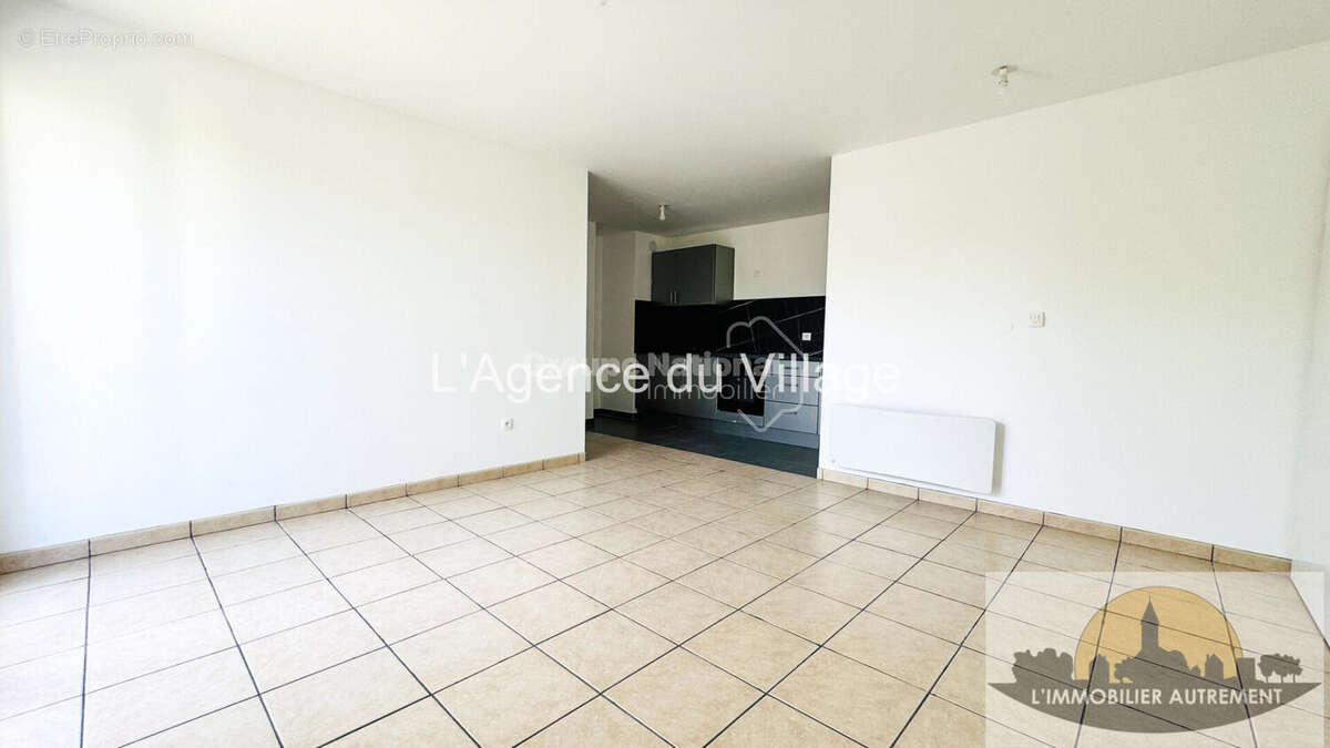 Appartement à PERSAN