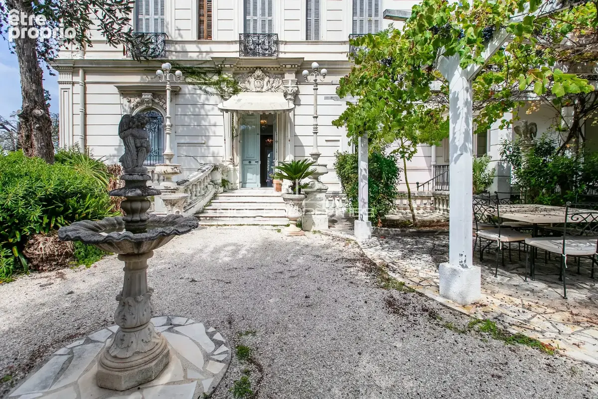 Majestueux 6 pièces  vue mer de 288 m² habitables dans une Hôtel Particulier du Mont Boron - photo 26