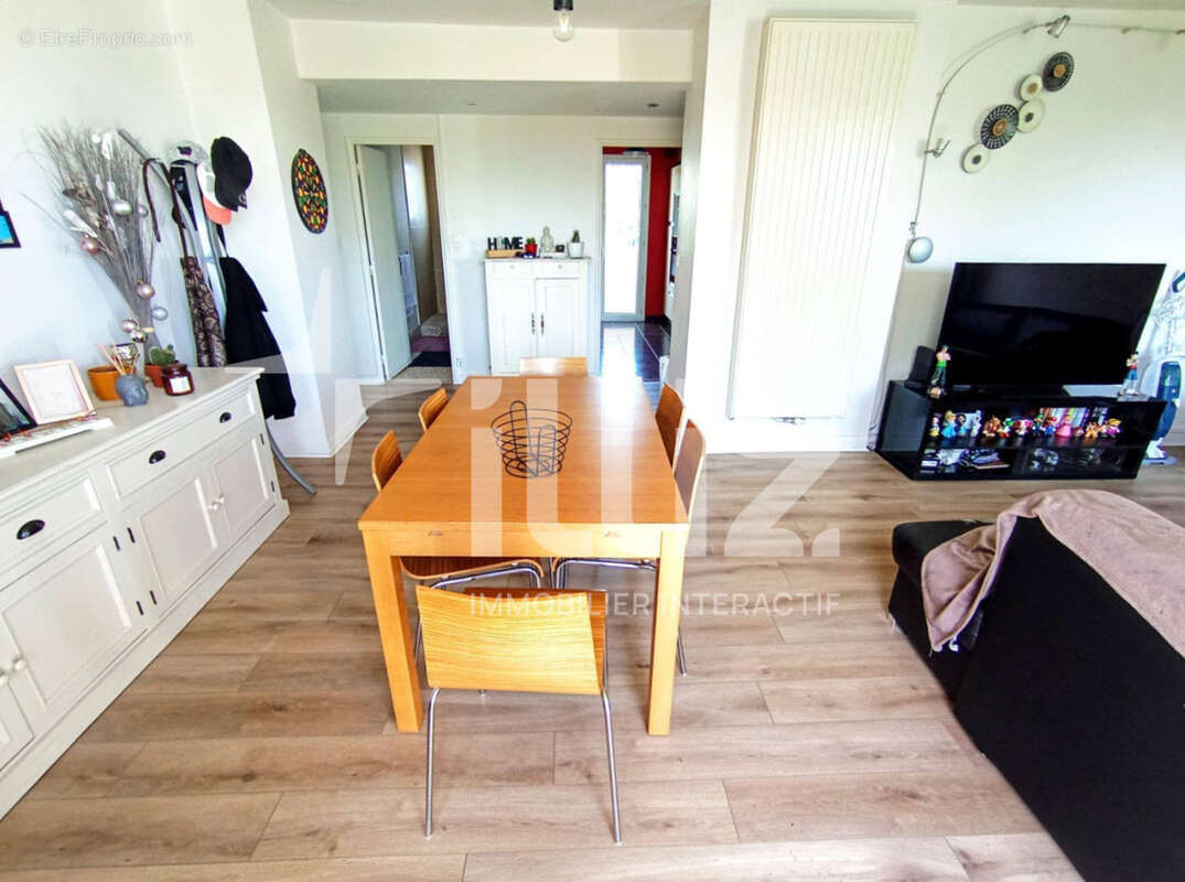 INVESTISSEMENT MEUBLÉ  T3 loué de 68m2 - proche centre NIORT - photo 2
